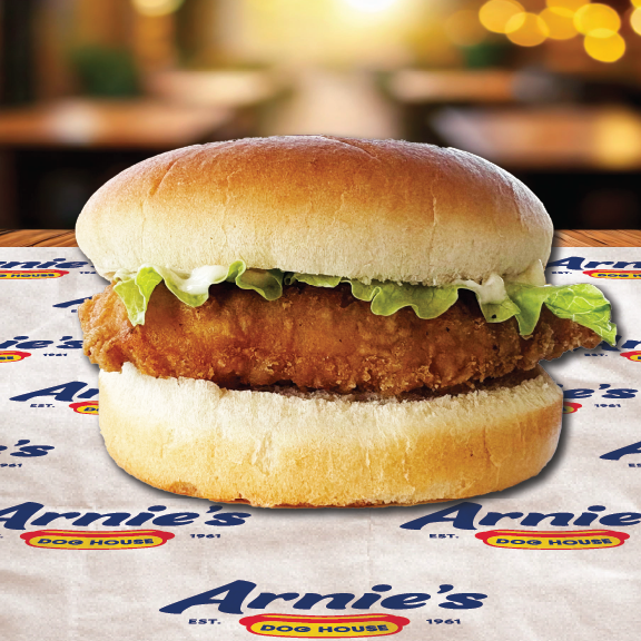 Arnie's Dog House - Chicken Sandwich